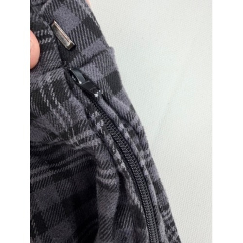 Hot Topic Plaid Mini Skirt w Suspenders Goth Grunge Y2K S - Picture 8 of 13